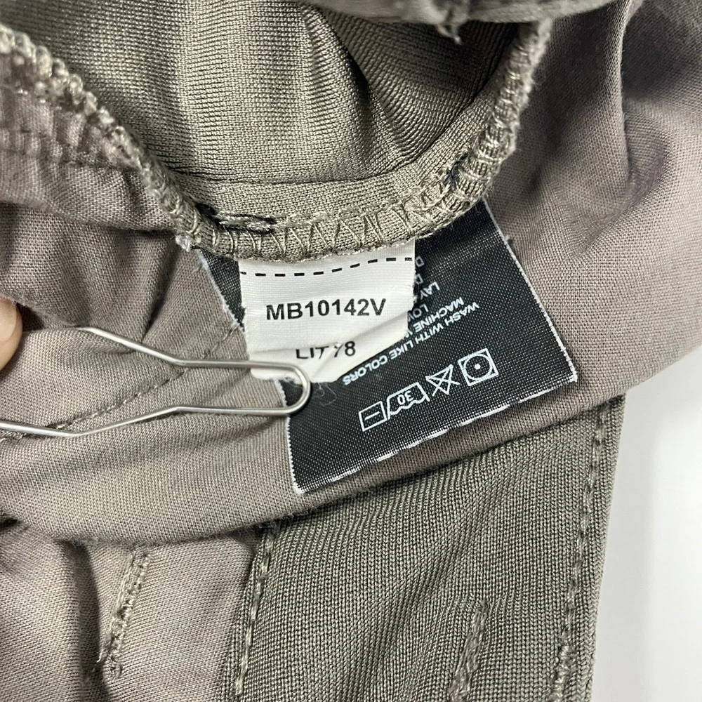 Cuts AO Slim Fit Pants Mens 33x32 (33x29.5) Brown Gray Performance Athleisure